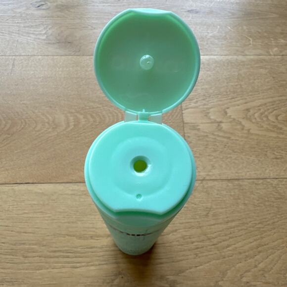 Amika - The Kure Band Repair Shampoo - Picture 2 of 3